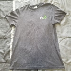 Men's Medium Realtree Gray Shirt